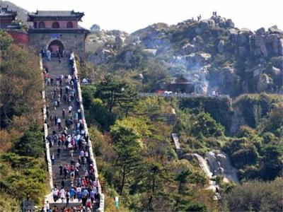 泰山研學(xué) 價(jià)格解析與服務(wù)體驗(yàn)——以金輝國旅為例